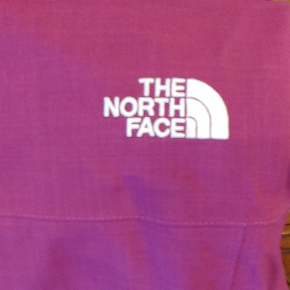 The North Face like new, size medium - Picture 5 of 8
